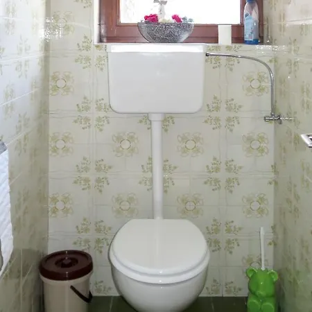 Hoellwarth By Interhome