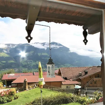 Hoellwarth By Interhome アパート フューゲンベルク