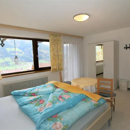 Hoellwarth By Interhome