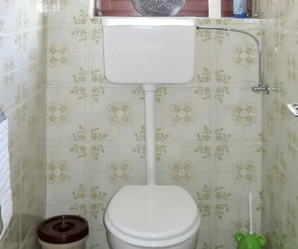 Hoellwarth By Interhome